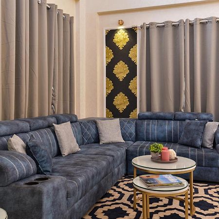 Eko Stay Gold - Gatsby Villa ロナバラ エクステリア 写真